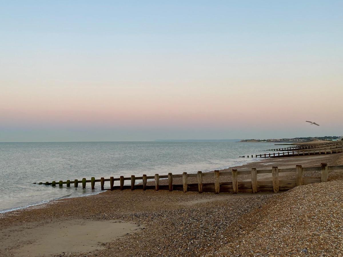 15 Grosvenor Bed & Breakfast Hastings Bagian luar foto